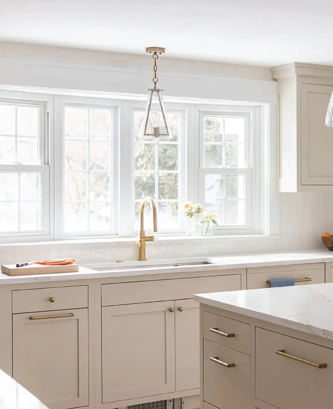 Kitchen farmhouse sink brass faucet 01 - Essex County MA