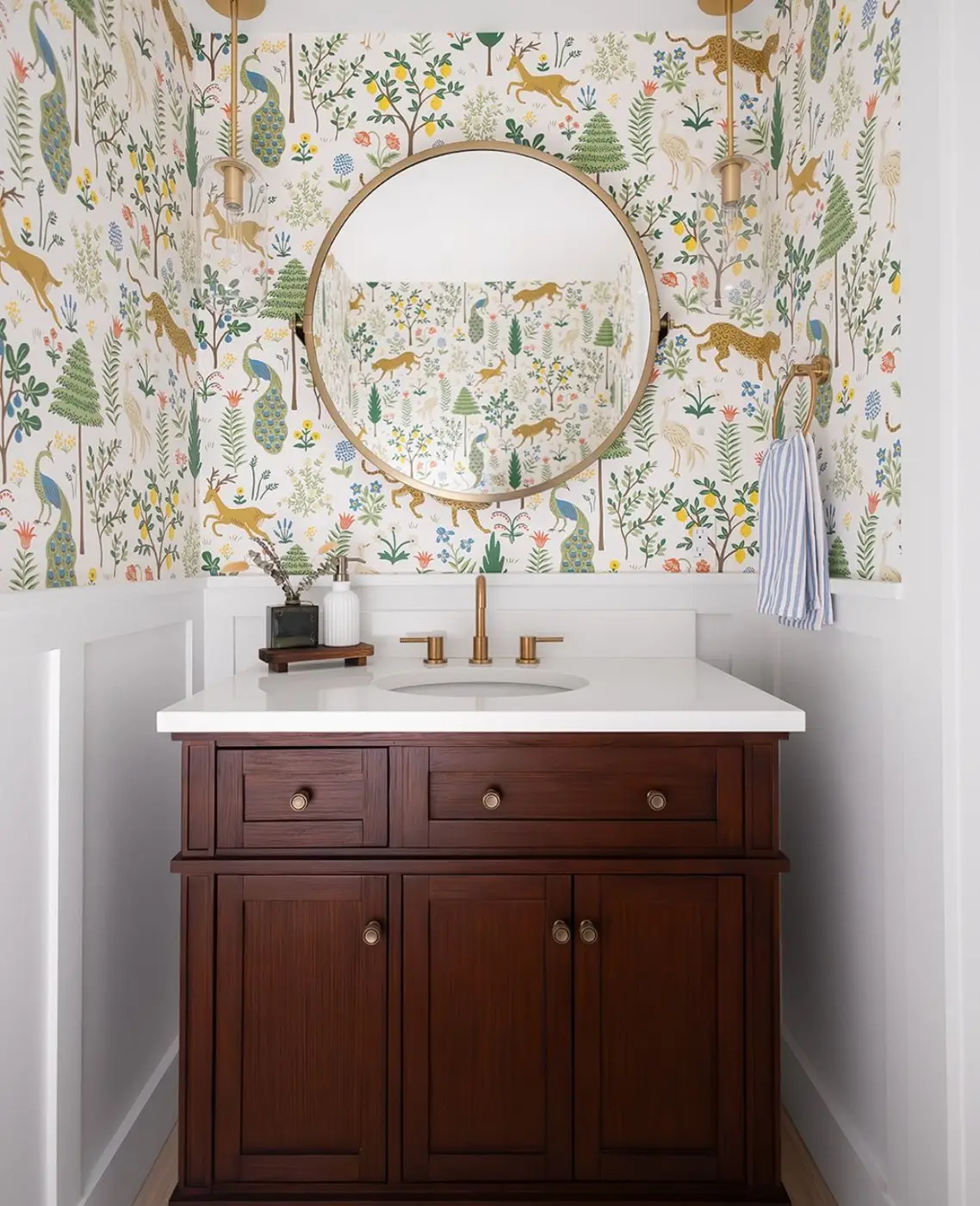 Powder room floral wallpaper 01 - Essex County MA